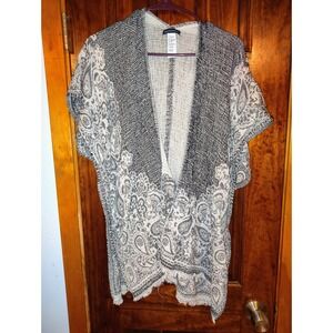 American Eagle Outfitters Womens Kimono Cardigan Black White Paisley Fringe